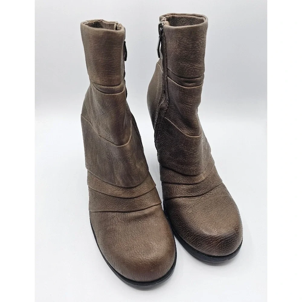 Vince Camuto Ankle Booties‎ Womens 8.5 Brown Leather Belta Round Toe Zipper